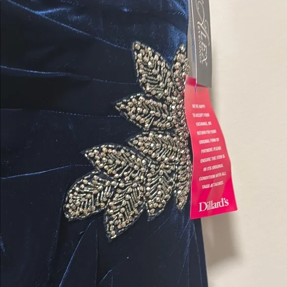 Alex Evenings Blue velvet off the Shoulder evening gown Dress